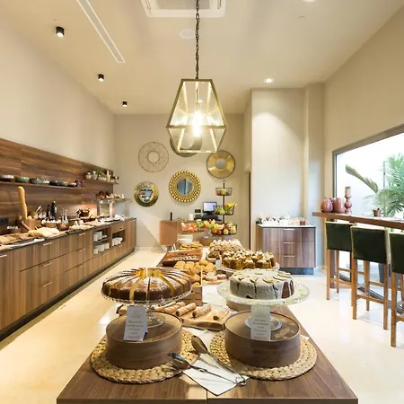 La Laguna Gran Отель 4*