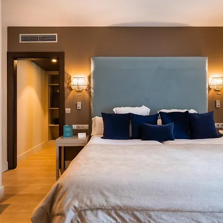 La Laguna Gran Отель 4*