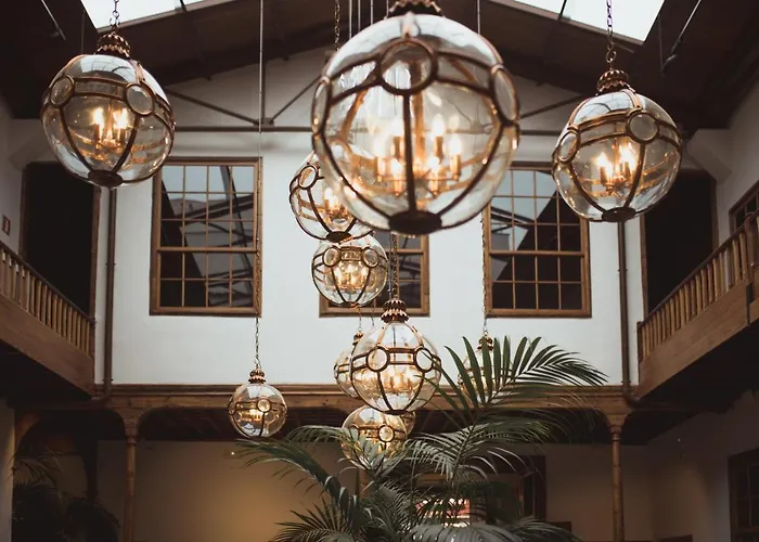 拉古纳大酒店 4*