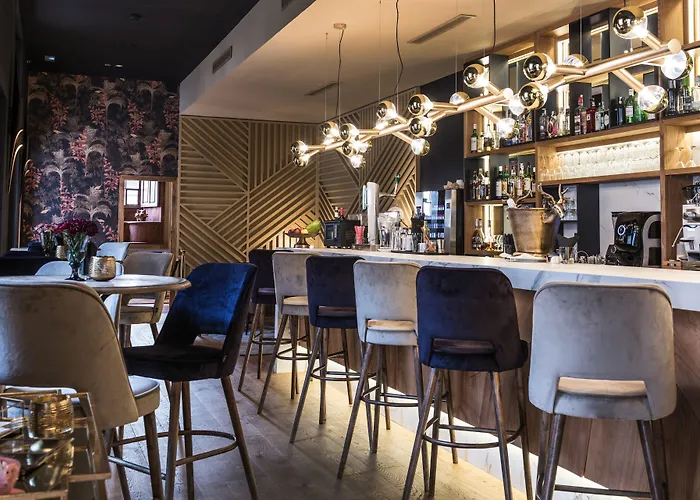 拉古纳大酒店 4*