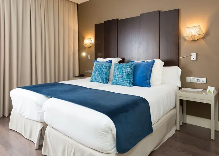 拉古纳大酒店 4*